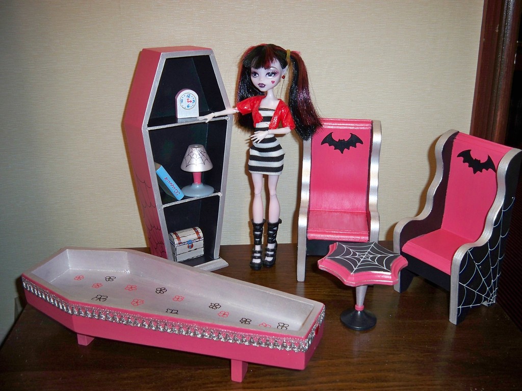 Мебель и аксессуары для кукол монстр хай своими руками